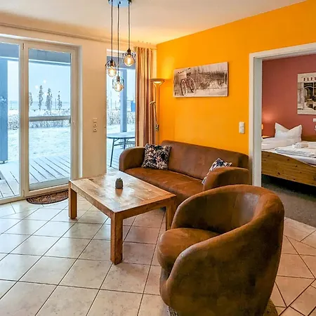 2 Bedroom Cozy In Apartment